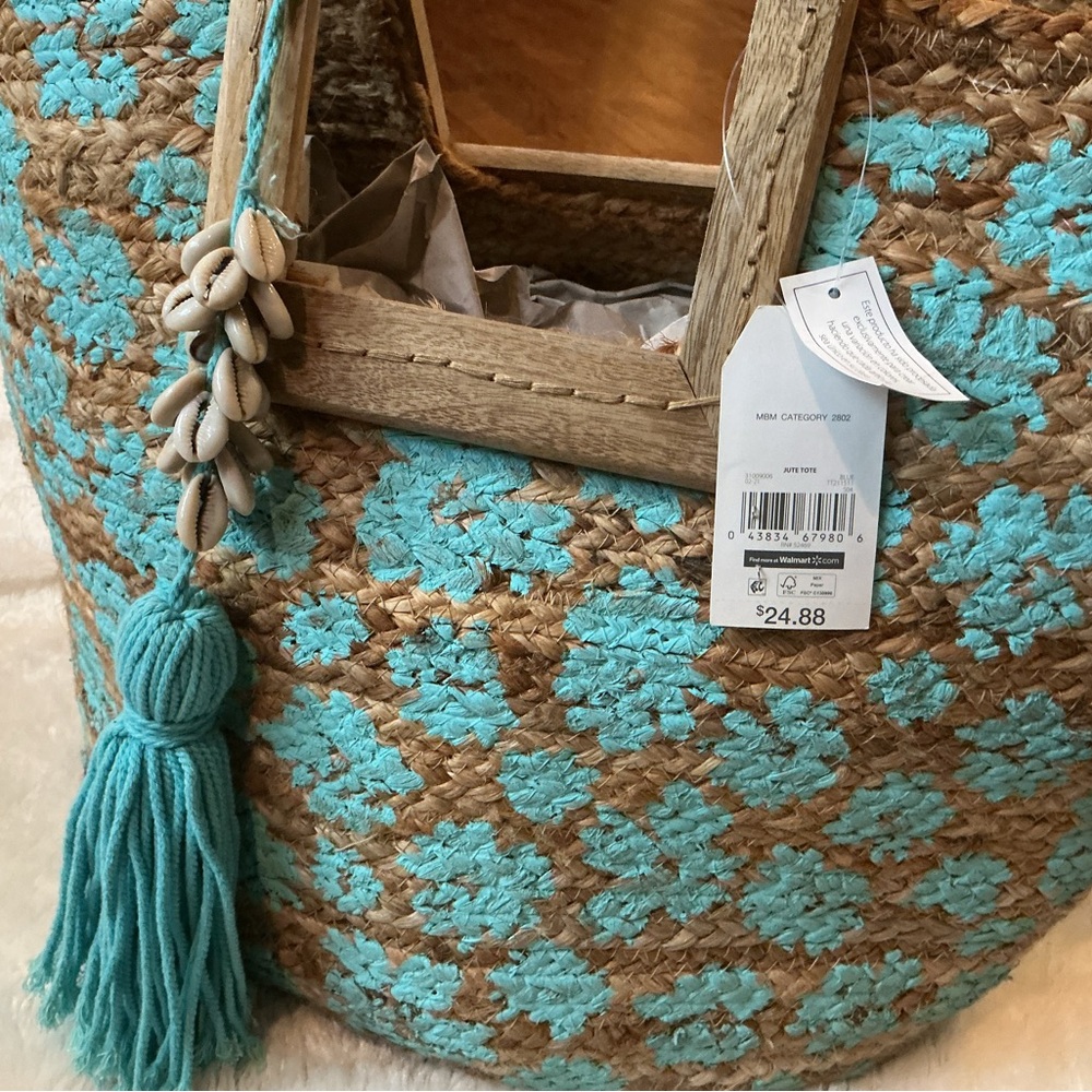 Time and Tru jute tote - Picture 3 of 3